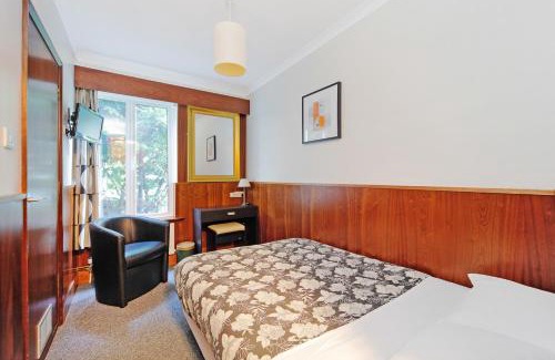 Holland Park Apartment | London Visitors Hotel