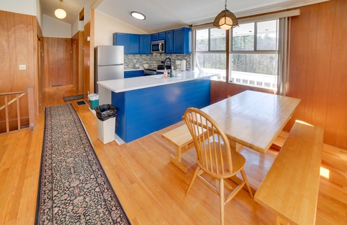 Londonderry House | Londonderry Vacation Home w/Deck + Gas Grill!