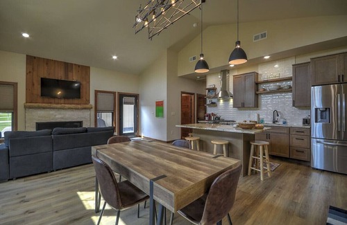 Red Lodge Apartment | Lone Elk Retreat Red Lodge