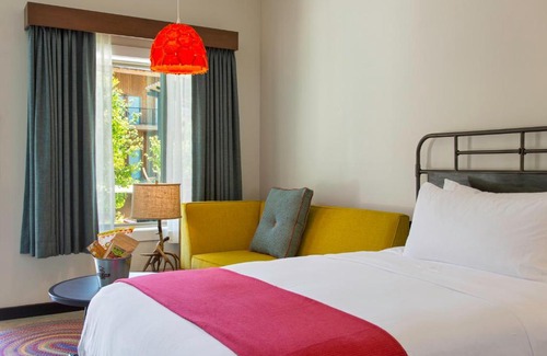 North Burnet Hotel | Lone Star Court, by Valencia Hotel Collection
