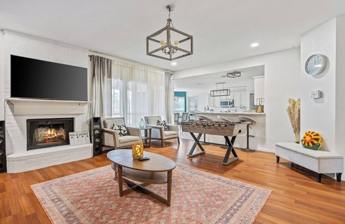 South Arlington House | Lone Star Escape - Close to Six Flags/AT&T Stadium