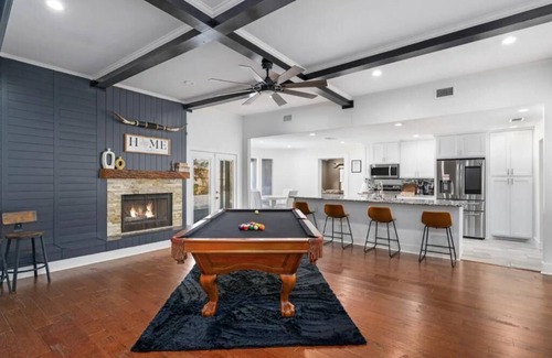 Grand Prairie House | Lone Star house by AT&T, Six Flags ,Globe life,Pool-Jacuzzi!