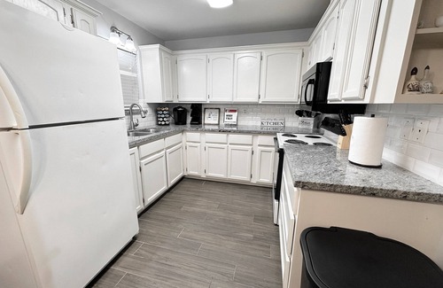 McAllen Apartment | Lone Star Lodge