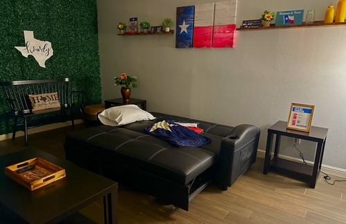 McAllen Apartment | Lone Star Lodge
