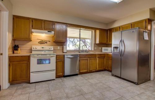 Kingsland House | Lone Star Retreat