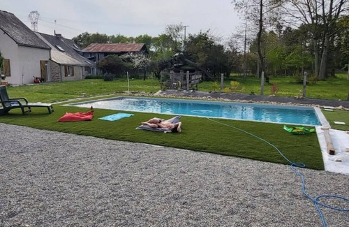 Prinquiau House | Longère en Pierre Avec Piscine Chauffée
