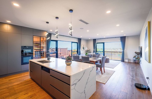 Okura House | Long Bay Sea view Stunning House