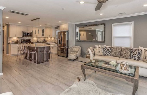 Long Beach House | LONG BEACH Labor Day WKND. Message for Discount. 4 night minimum. Steps to Beach