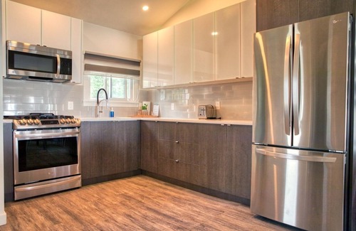 Wainfleet Apartment | Long Beach Resort