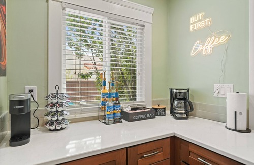 Belmont Heights House | Long Beach Spot Near Disneyland - BBQ, Game Room & Firepit