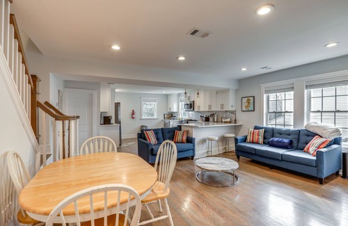 Long Branch Apartment | Long Branch Getaway - Walk to Beaches & Dining!