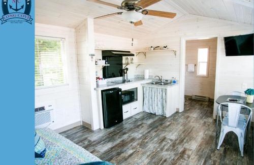 Steele Creek Resort | Long Cove Resort and Marina