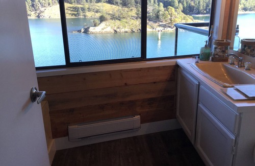 Long Harbour Bed & Breakfast | Long Harbour Water Front!!!