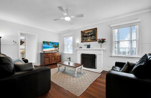 Frankston House | Long Island Beach House gateway to Mornington Peninsula#Free parking