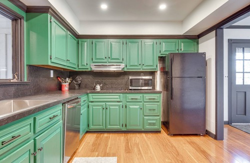 Sayville House | Long Island Vacation Rental: 4 Mi to Beach