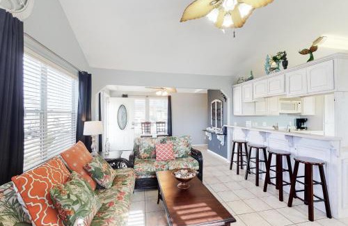 Port Isabel House | Long Island Village Conch Unit 1