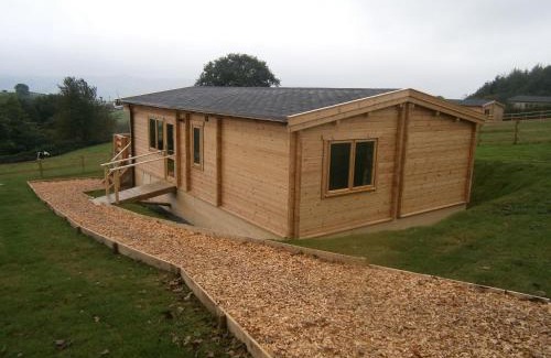 Halfway House Ski Chalet | Long Mountain Centre Log Cabins
