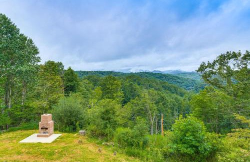 Green Mountain House | Long-Range Views Blue Ridge Mtn Cabin with 3 Decks