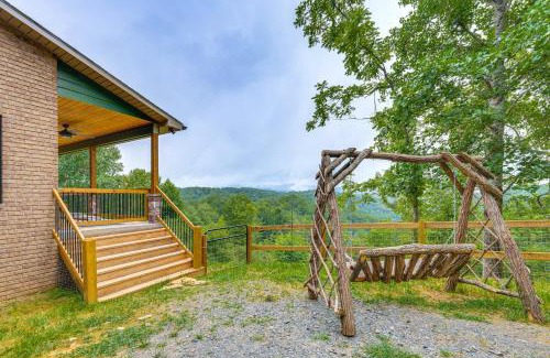 Green Mountain House | Long-Range Views Blue Ridge Mtn Cabin with 3 Decks