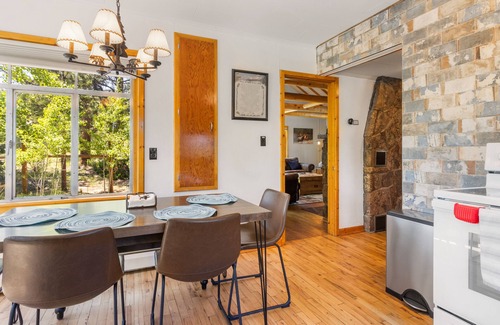 Estes Park Cabin | Long's Peak Retreat.Escape.Explore.Revive