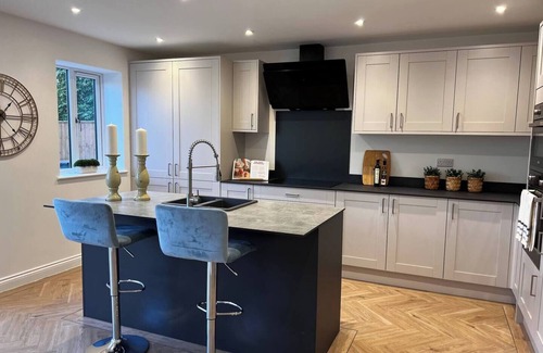 Measham House | Long Shoot - Beautiful, spacious and luxurious house.
