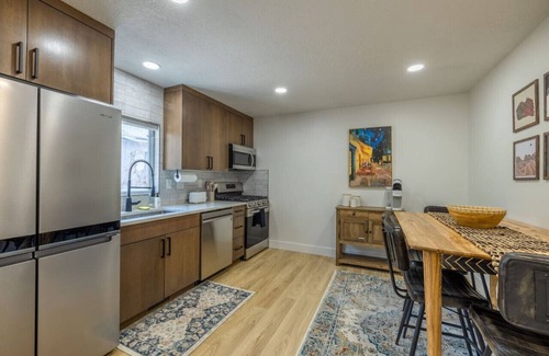Fairpark Apartment | Long Term|Downtown|Skier's Hideaway