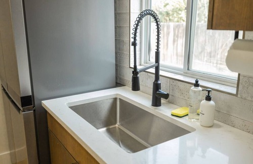 Fairpark Apartment | Long Term|Downtown|Skier's Hideaway