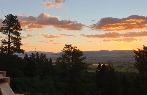 Westcliffe Cabin | Long Term Rental - Luxury Cabin w/ Panoramic Views