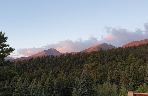 Westcliffe Cabin | Long Term Rental - Luxury Cabin w/ Panoramic Views