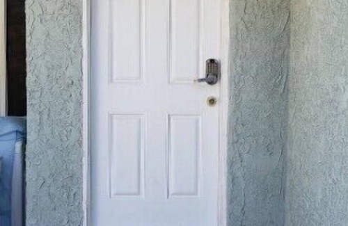 Garden Grove House | Long-term Spacious and Cozy Place near Disney