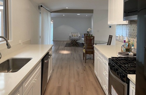 South Arroyo House | Long Term Stays at Modern 3 Bedroom House