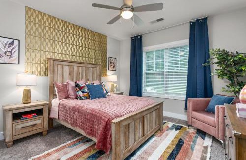 Greensboro Apartment | Long-term Stays in Greensboro 1 BD 1 BA