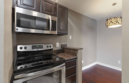 Northeast Dallas House | Long Term Townhome Center of Dallas