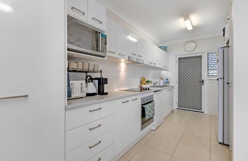 Bilinga Apartment | Longbeach Unit 12