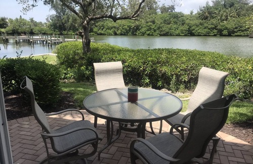 Whitney Beach House | Longboat Key with Gulf to Bay access. Beautiful view of Bishop's Bayou.