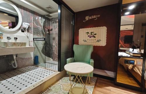 Changning Hotel | Longchen Holiday Hotel