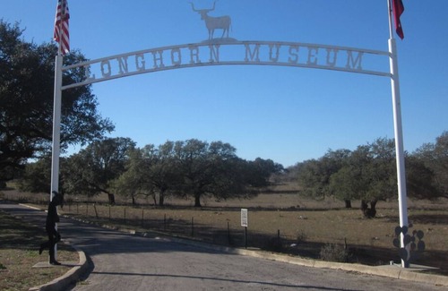 Pleasanton House | Longhorn Museum Tour! 3 Pet-friendly Units w/ Private Kitchens & Free Parking!