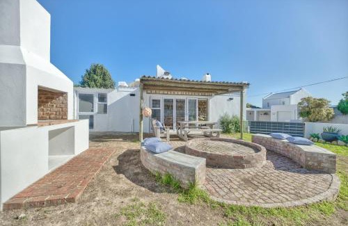 Arniston House | Longship In Arniston