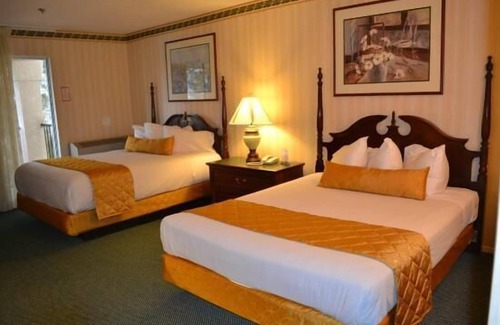 Amargosa Valley Hotel | Longstreet Inn & Casino