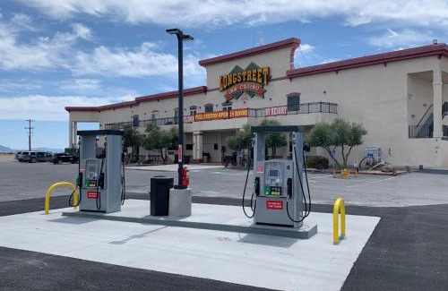 Amargosa Valley Hotel | Longstreet Inn & Casino