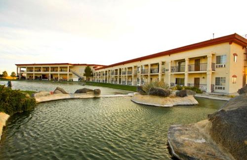 Amargosa Valley Hotel | Longstreet Inn & Casino