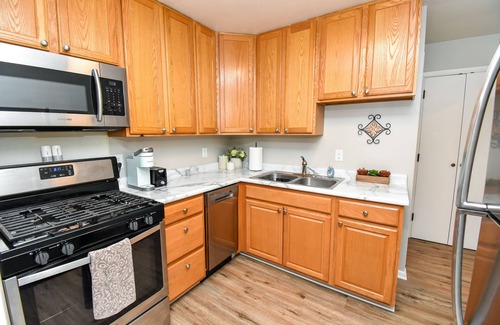 Peoria Apartment | Longterm Haven in the Heights-Steps to Everything