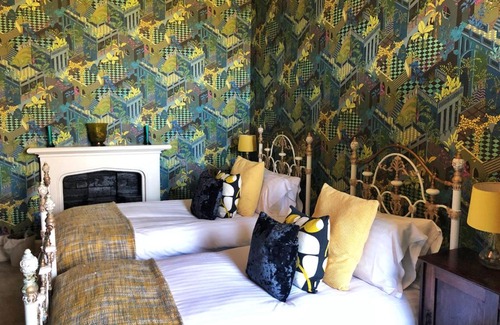 Westbrook Court Resort | Longville House