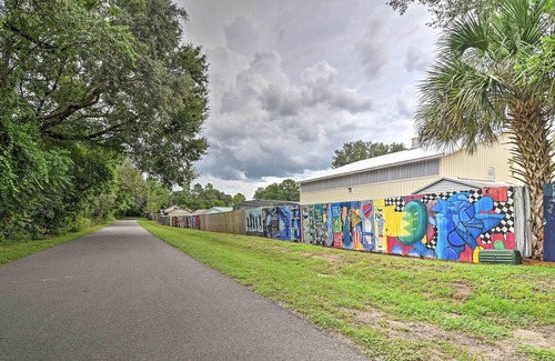 Longwood Apartment | Longwood Suite w/ Pool by Seminole Wekiva Trail!