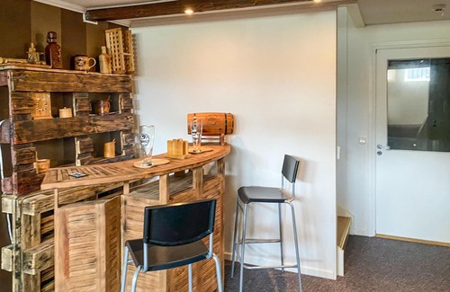 Hultsfred House | Look forward to a relaxing time in this comfortable vacation home with sauna.