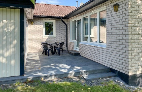Hultsfred House | Look forward to a relaxing time in this comfortable vacation home with sauna.