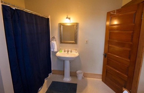 Dufur House | Look No Further! 3 Units w/ Free Parking, Minutes from Columbia River Gorge!