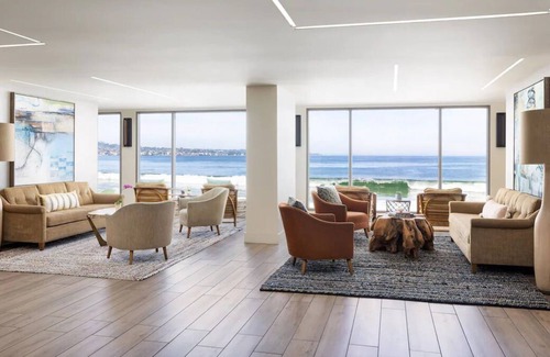 Monterey House | Look No Further! 4 Comfortable Units, Free Parking, Onsite Pool