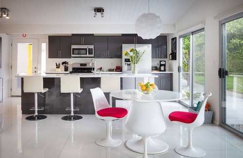 Racquet Club Estates House | Look to the West . on Via Miraleste!