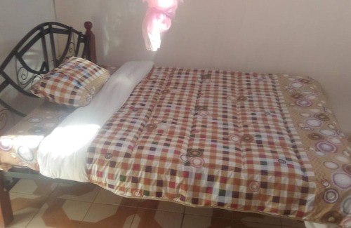 Kiserian Bed & Breakfast | Look Up Guest House